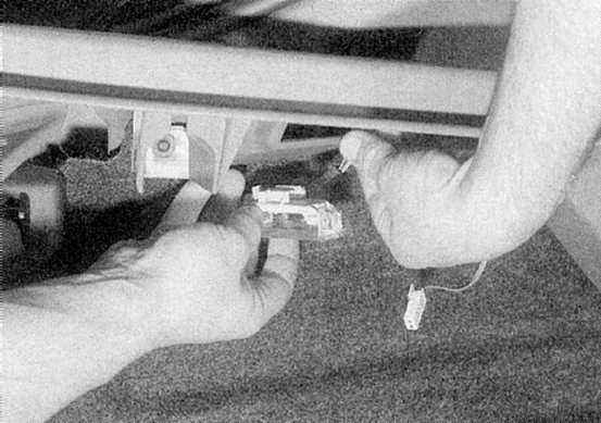 Устройство, обслуживание, ремонт Renault Megane, Scenic c 1996 г. -Замена ламп (фонари освещения салона)