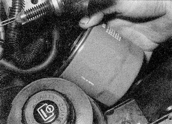 Устройство, обслуживание, ремонт Renault Megane, Scenic c 1996 г. -Замена двигательного масла и фильтра