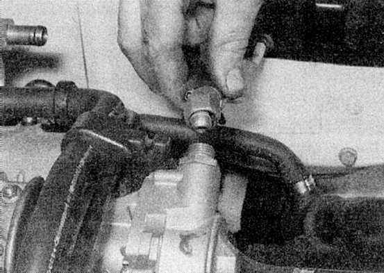 Устройство, обслуживание, ремонт Renault Megane, Scenic c 1996 г. -Снятие, осмотр и установка радиатора
