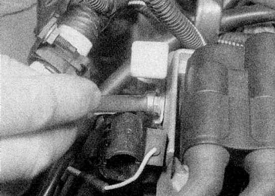 Устройство, обслуживание, ремонт Renault Megane, Scenic c 1996 г. -Снятие, проверка и установка катушек зажигания