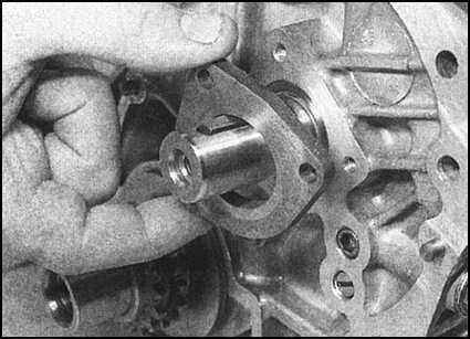 Ремонт и эксплуатация автомобиля Skoda Felicia с 1994 г. -Снятие, проверка состояния и установка распределительного вала и толкателей клапанов (двигатель 1.3 л)