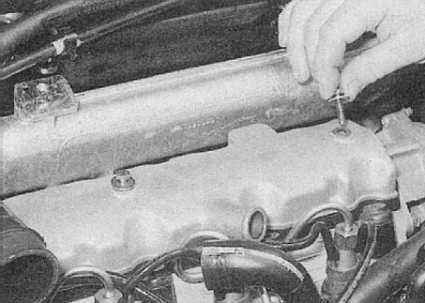 Устройство, обслуживание, ремонт Citroen Xantia (с 1993 г.) -Снятие и установка крышки головки цилиндров