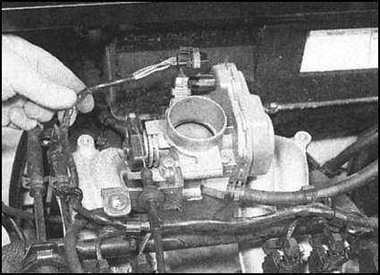Ремонт и эксплуатация автомобиля Skoda Felicia с 1994 г. -Снятие и установка компонентов системы управления преднакалом