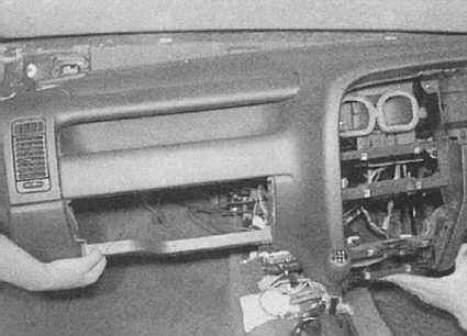 Устройство, обслуживание, ремонт Citroen Xantia (с 1993 г.) -Снятие и установка панелей внутренней обивки дверей