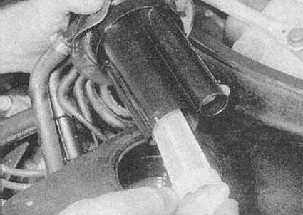 Устройство, обслуживание, ремонт Citroen Xantia (с 1993 г.) -Замена гидравлической жидкости LHM и возвратного фильтра
