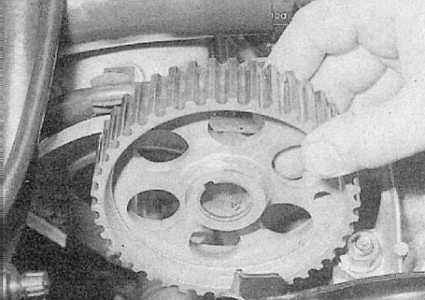 Устройство, обслуживание, ремонт Citroen Xantia (с 1993 г.) -Снятие и установка зубчатых колес ремня привода ГРМ