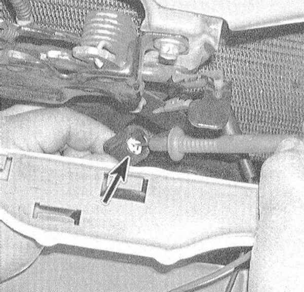 Устройство, обслуживание и ремонт Honda Accord -Проверка исправности функционирования и замена рожков клаксона