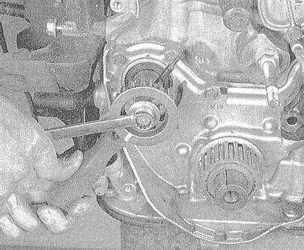 Устройство, обслуживание и ремонт Honda Accord -Снятие и проверка состояния балансировочных валов (4-цилиндровые двигатели)