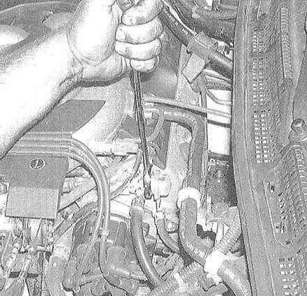 Устройство, обслуживание и ремонт Honda Accord -Сбрасывание давления в системе питания