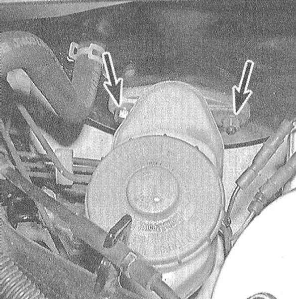 Устройство, обслуживание и ремонт Honda Accord -Снятие и установка главного тормозного цилиндра